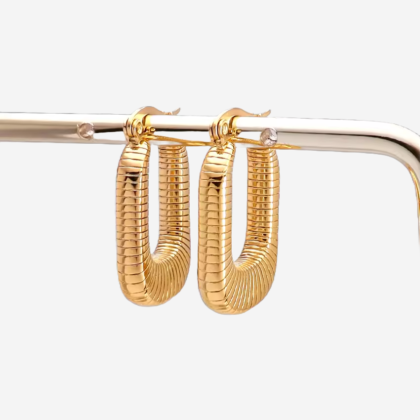 RECTANGULAR HOOP EARRINGS (GOLD)